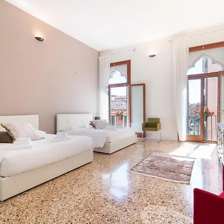 Design Venice *
