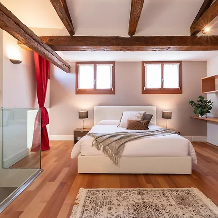 Design Venice Apartment *