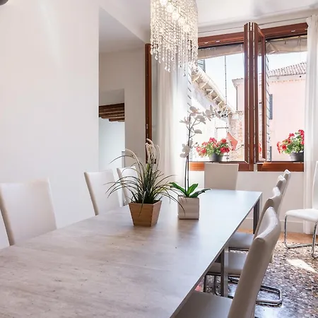 Design Venice *
