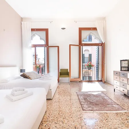 Design Venice ונציה